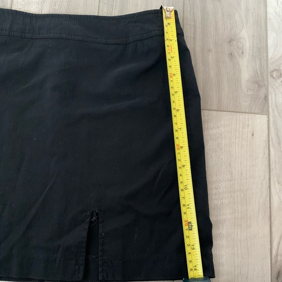 Black mini skirt - Picture 5 of 5